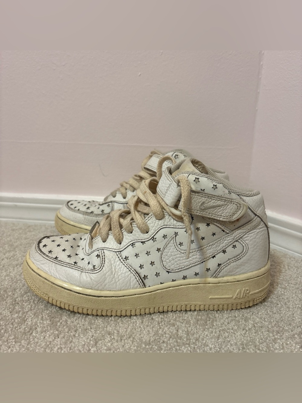 Nike Air Force 1 Mid “Cut Out Stars”